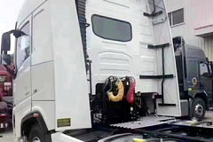 大运 V9重卡 510马力 6X4 牵引车
