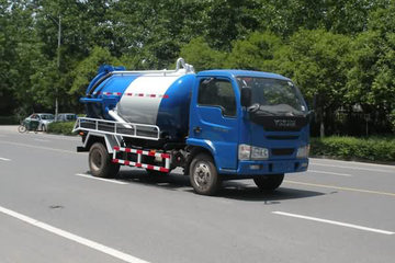 依维柯 跃进 120马力 4X2 吸污车(江特牌)(JDF5090GXWY)