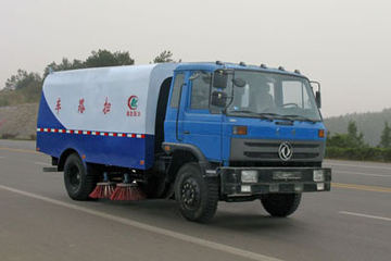 东风 153系列 190马力 4X2 扫路车(程力威牌)(CLW5140TSL3)