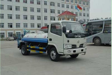 东风 金霸 95马力 4X2 洒水车(炎帝牌)(SZD5040GSS)