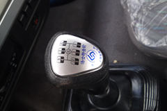 福田 瑞沃 5系重卡 210马力 6X2 栏板载货车(BJ1258VMPHP-1)