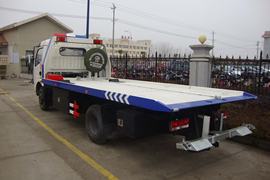 东风多利卡底盘&nbsp;清障车外观图片