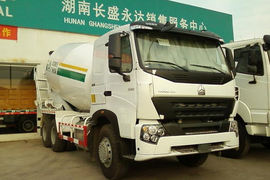 HOWO A7&nbsp;混凝土搅拌车外观                                                图片