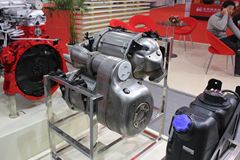 上海日野J08E-UP 300马力 7.58L 国三 柴油发动机