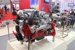 上海日野J08E-UP 300马力 7.58L 国三 柴油发动机