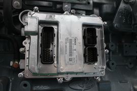 YC6M系列&nbsp;发动机外观                                                图片