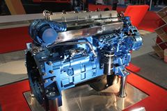 上柴SC9DK300Q3 300马力 9L 国三 柴油发动机