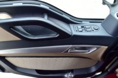 中国重汽 HOWO T5G 340马力 8X4 9.4米冷藏车(ZZ5317XLCN466GE1)