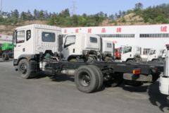 东风华神 御虎VP 180马力 4X2 排半载货车底盘(EQ1168GLVJ)