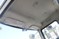 东风华神 御虎VP 180马力 4X2 排半载货车底盘(EQ1168GLVJ)