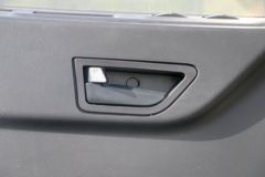 东风华神 御虎VP 180马力 4X2 排半载货车底盘(EQ1168GLVJ)