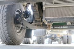 东风华神 御虎VP 180马力 4X2 排半载货车底盘(EQ1168GLVJ)