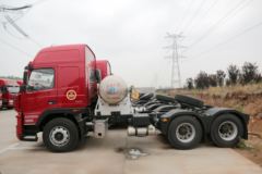 大运 新N8E重卡 430马力 6X4 LNG牵引车(CGC4253N53CA)
