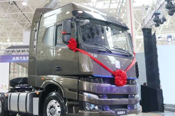 远程M100&nbsp;牵引车外观                                                图片