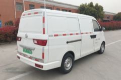 扬子江 V6 2.65T 4.43米纯电动厢式物流车(续航295km)44kWh 扬子江 V6 2.65T 4.43米纯电动厢式物流车(续航295km)44kWh