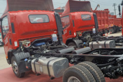 解放 虎VH 156马力 4.16米单排仓栅式轻卡(CA5041CCYP40K62L2E5A84)