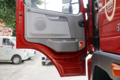 大运 新N8E重卡 轻赢版 375马力 6X4牵引车(CGC4250D5ECCE)