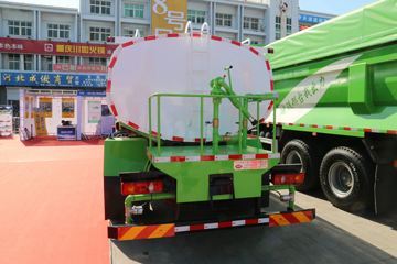 东风柳汽底盘 洒水车/喷洒车外观图片