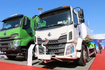 东风柳汽底盘 洒水车/喷洒车外观图片