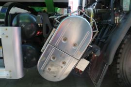 东风柳汽底盘&nbsp;洒水车/喷洒车底盘图片