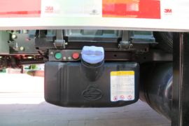 东风柳汽底盘&nbsp;洒水车/喷洒车底盘图片