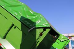 青岛解放 JH6重卡 375马力 6X4 5.6米自卸车(国六)