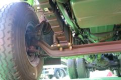 一汽解放 J6P重卡 420马力 6X4 5.6米LNG渣土自卸车(国六)(CA3250P66M25LT1E6)
