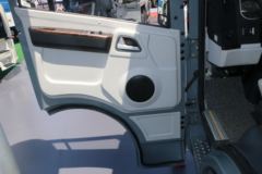 一汽 解放 4.5T 6米纯电动厢式运输车99.5kWh