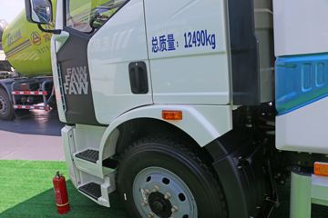 һ����� J6L 4X2����������(������)(CHD5121TCAJFBEV)ͼƬ