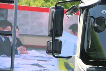 һ����� J6L 4X2����������(������)(CHD5121TCAJFBEV)ͼƬ