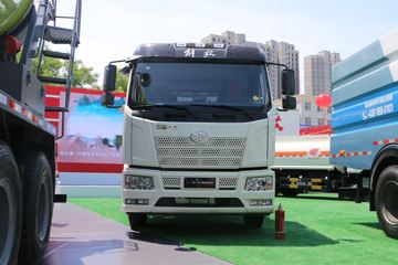 һ����� J6L 4X2����������(������)(CHD5121TCAJFBEV)ͼƬ