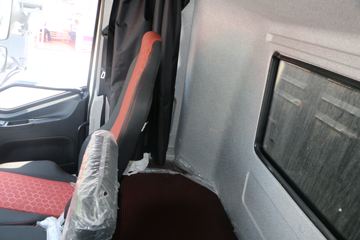 һ����� J6L 4X2����������(������)(CHD5121TCAJFBEV)ͼƬ