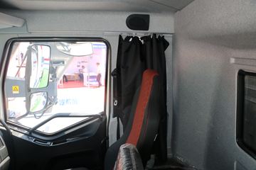 һ����� J6L 4X2����������(������)(CHD5121TCAJFBEV)ͼƬ