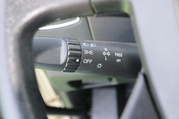 һ����� J6L 4X2����������(������)(CHD5121TCAJFBEV)ͼƬ