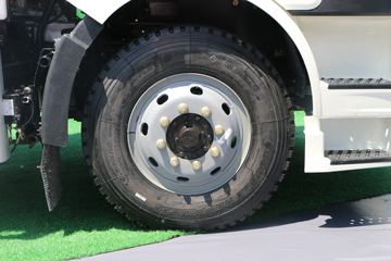 һ����� J6L 4X2����������(������)(CHD5121TCAJFBEV)ͼƬ