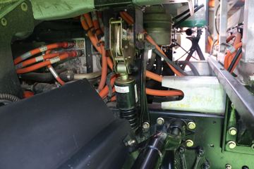 һ����� J6L 4X2����������(������)(CHD5121TCAJFBEV)ͼƬ