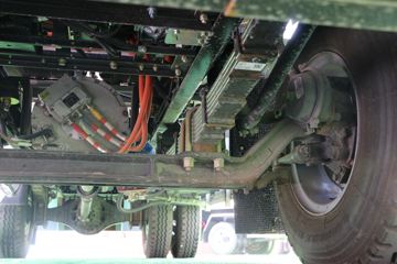 һ����� J6L 4X2����������(������)(CHD5121TCAJFBEV)ͼƬ