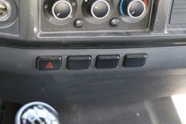 一汽解放轻卡底盘&nbsp;油罐车驾驶室图片