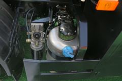 解放 J6F 150马力 4X2 加油车(旗林牌)(QLG5124GYY)