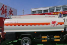 一汽解放轻卡底盘&nbsp;油罐车上装图片