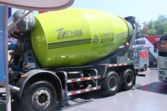 一汽解放 新J6P 440马力 8X4 LNG混凝土搅拌车(凌宇牌)(国六)(CA5310GJBP66M25L1T4E6)