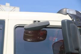 一汽解放底盘&nbsp;扫路车外观图片