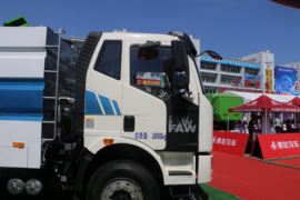 一汽解放底盘&nbsp;扫路车外观图片