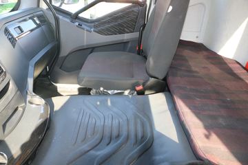 һ����� J6P 420���� 6X4 �������ó�(��������)(KNL5341THB)ͼƬ