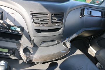 һ����� J6P 420���� 6X4 �������ó�(��������)(KNL5341THB)ͼƬ