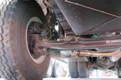 长征汽车 410马力 6X4 5.6米LNG自卸式垃圾车(CZ5251ZLJSU45L)