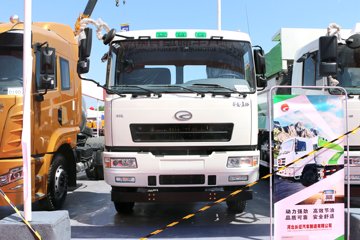 长征汽车 410马力 6X4 5.8米LNG自卸式垃圾车底盘(CZ5251ZLJSU45L)