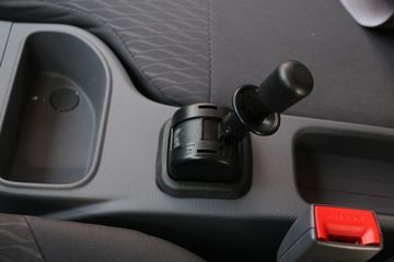 ���� ����ES3 130���� 4X2 3.8����ж��ͼƬ