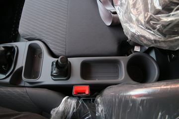 ���� ����ES3 130���� 4X2 3.8����ж��ͼƬ