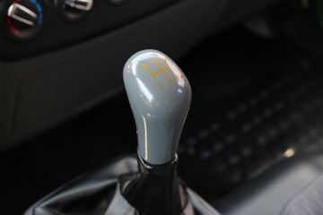 ���� ����ES3 130���� 4X2 3.8����ж��ͼƬ